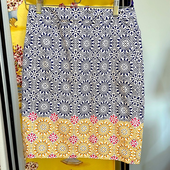 LAST WEEK FOR THIS ITEM! Fresh and Beautiful Boden Spring/Summer Skirt - Picture 1 of 4